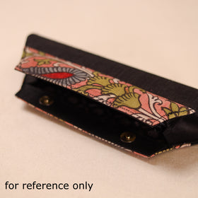 Srikalahasti Kalamkari Handpainted Clutch by Dwaraka Plus 17