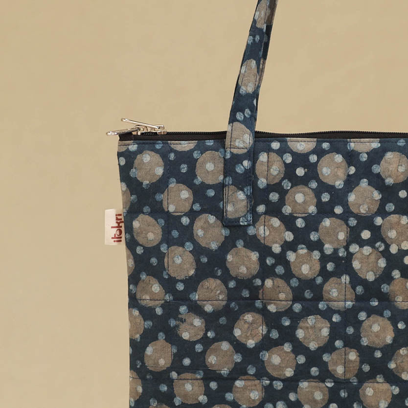Handcrafted Quilted Handbag 01