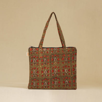 Handcrafted Quilted Handbag 02