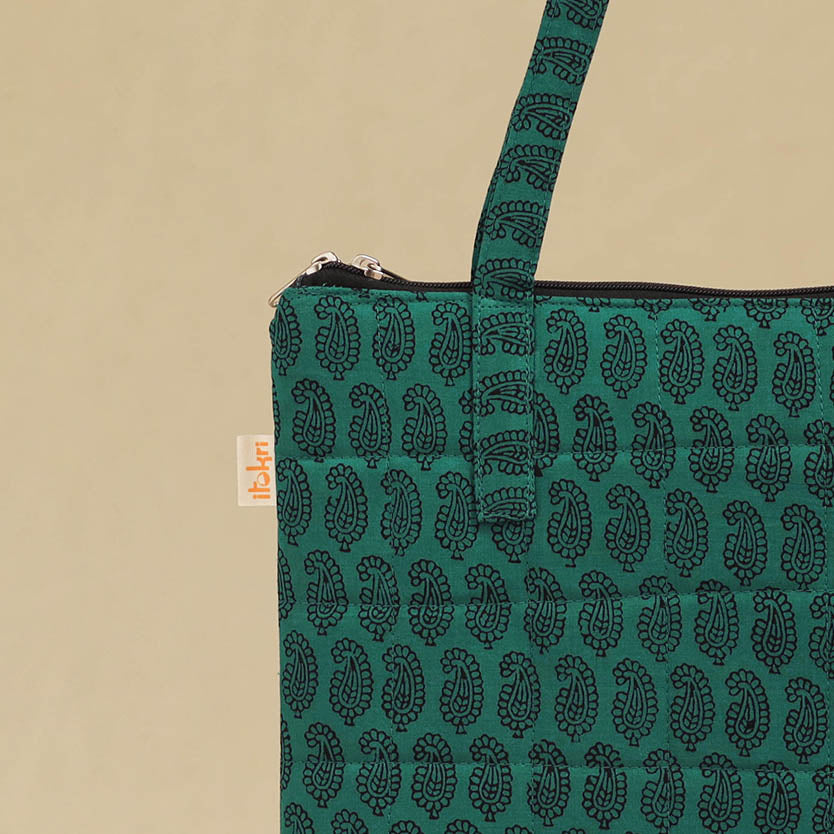 Handcrafted Quilted Handbag 06