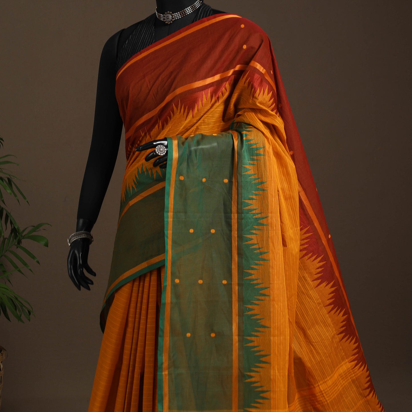 Orange - kandangi buti chettinad cotton saree with border