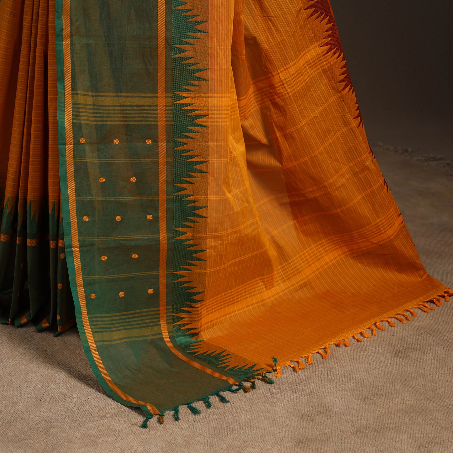Orange - kandangi buti chettinad cotton saree with border