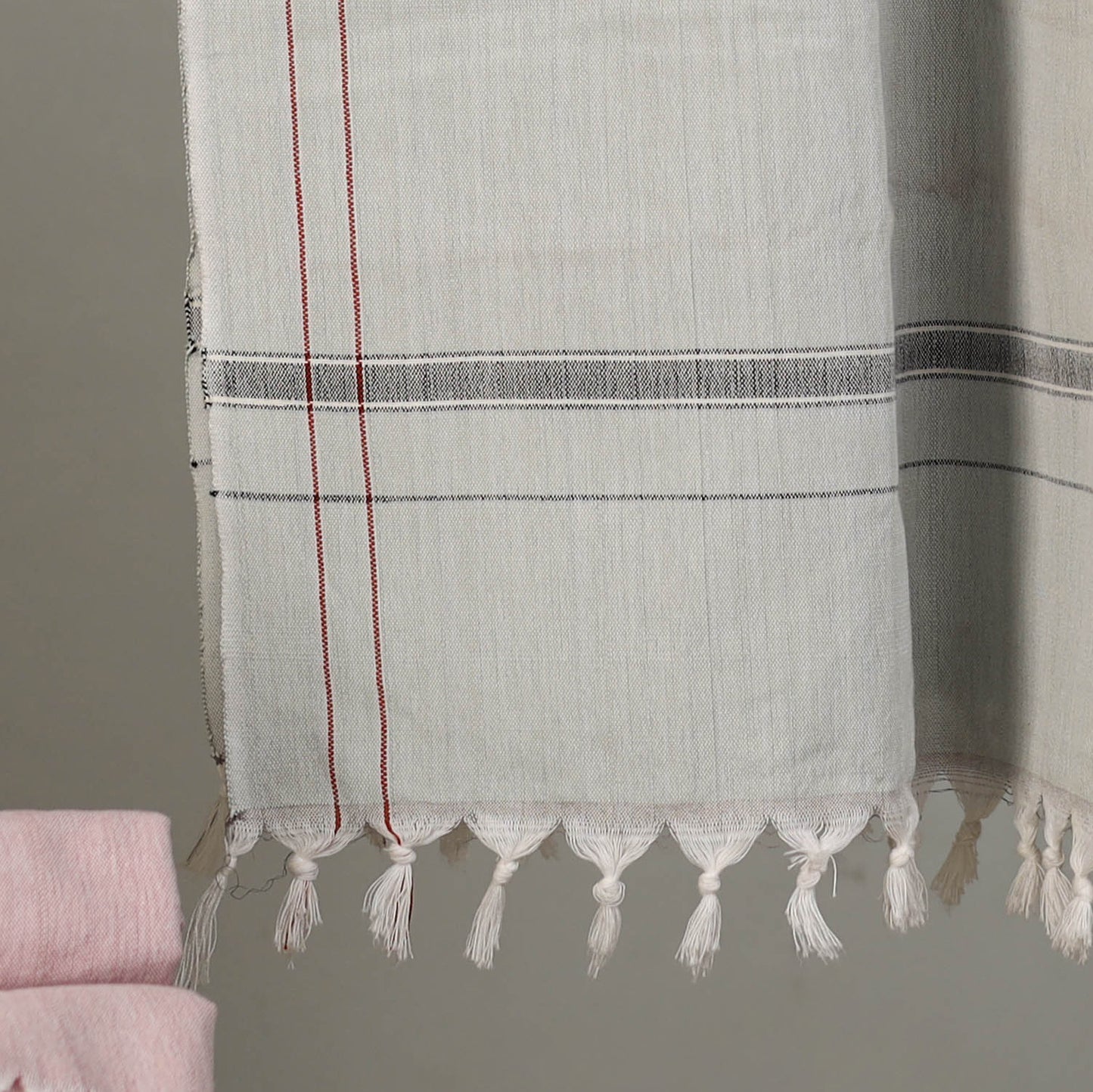 Pure Handloom Fine Cotton Plain Bath Towel 48