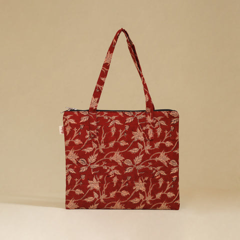Handcrafted Quilted Handbag 08