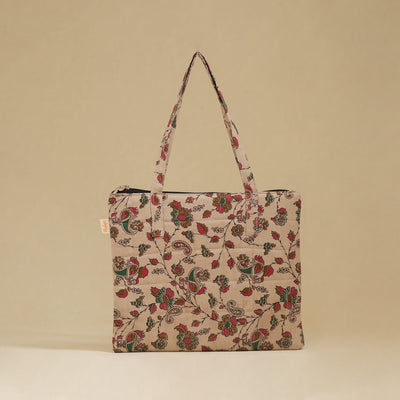 Handcrafted Quilted Handbag 10