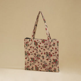 Handcrafted Quilted Handbag 10