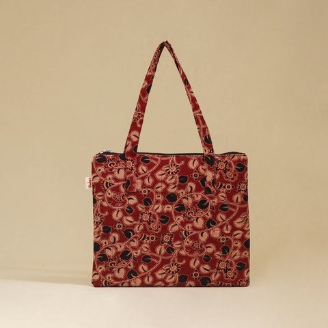 Handcrafted Quilted Handbag 12