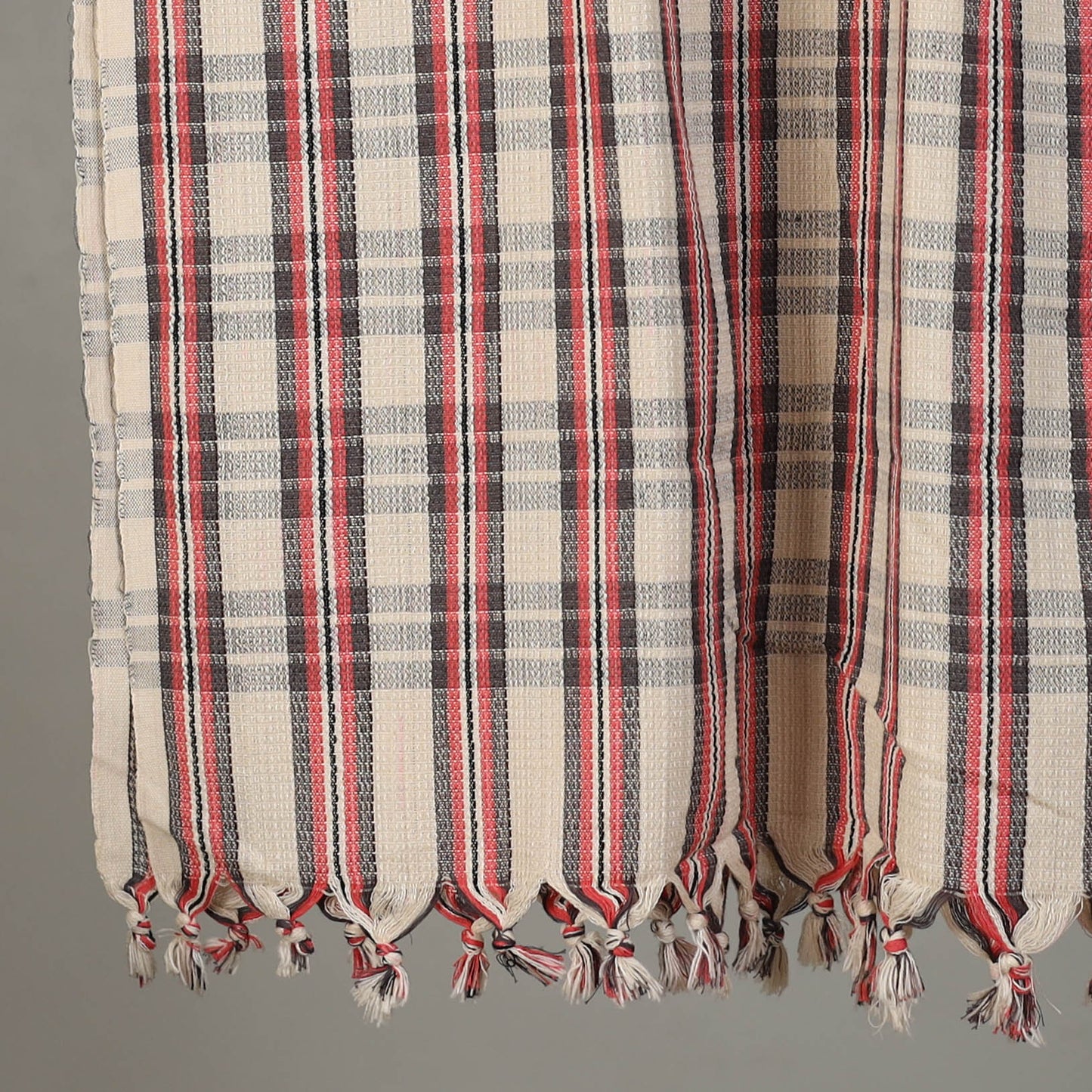 Pure Handloom Fine Cotton Checks Bath Towel 46