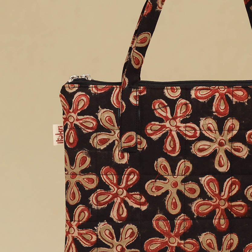 Handcrafted Quilted Handbag 18