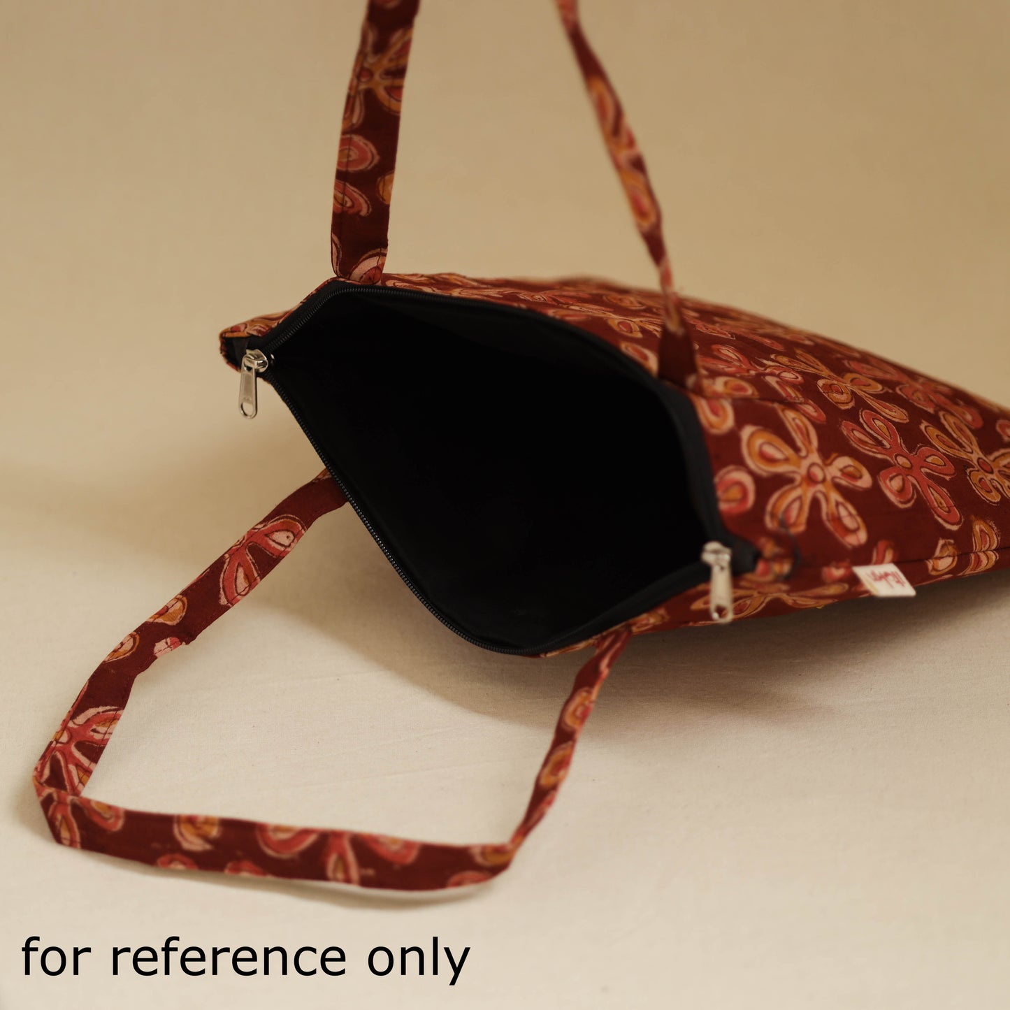 Handcrafted Quilted Handbag 07