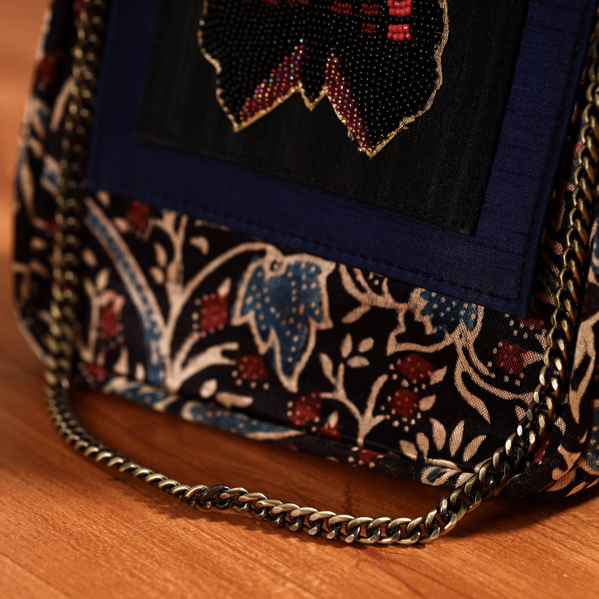 Embroidered Party Hand Bag