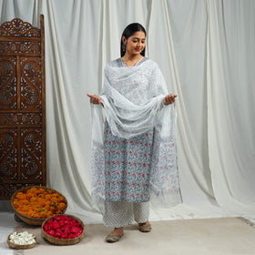 Buy Block Print Cotton Sanganeri Kurta Set