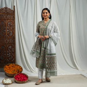 Buy Green Block Print Cotton Sanganeri Kurta Set