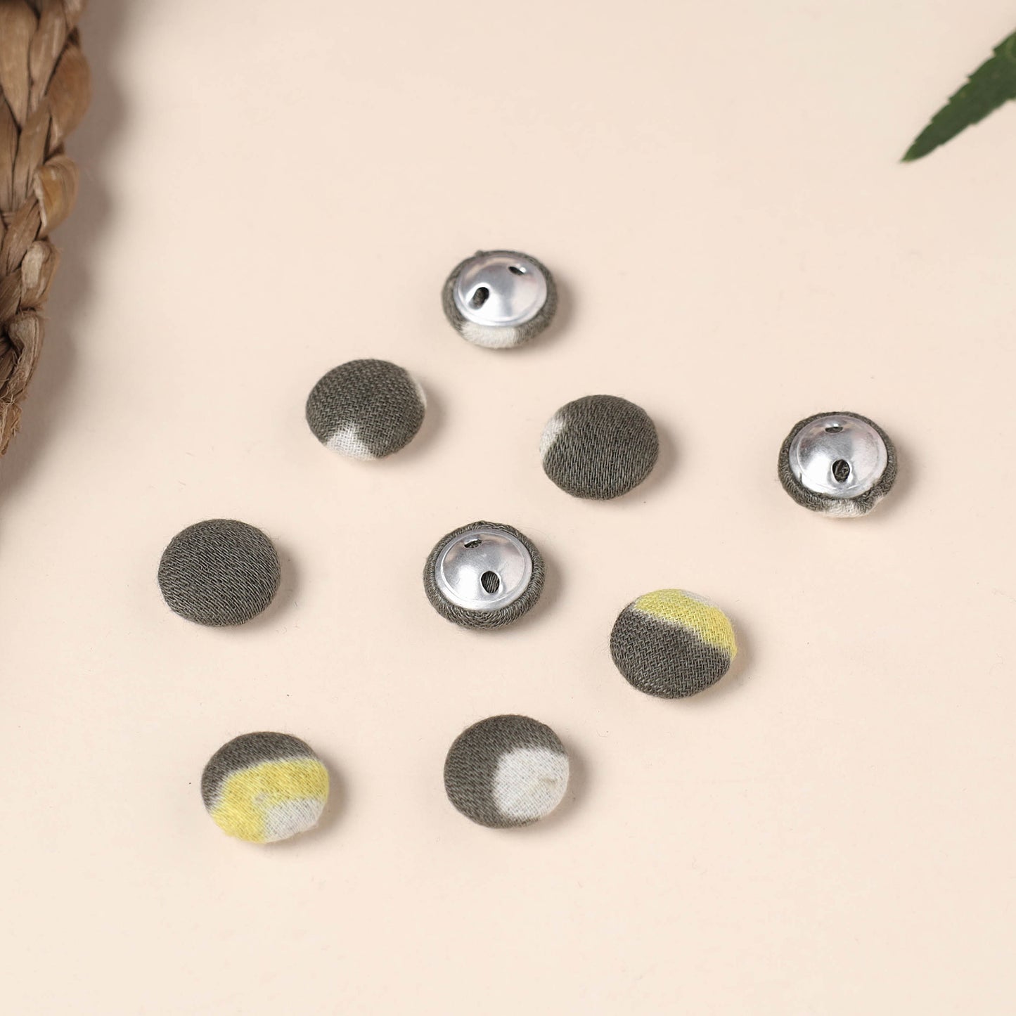  Buttonbaaz Handmade Fabric Button Small 