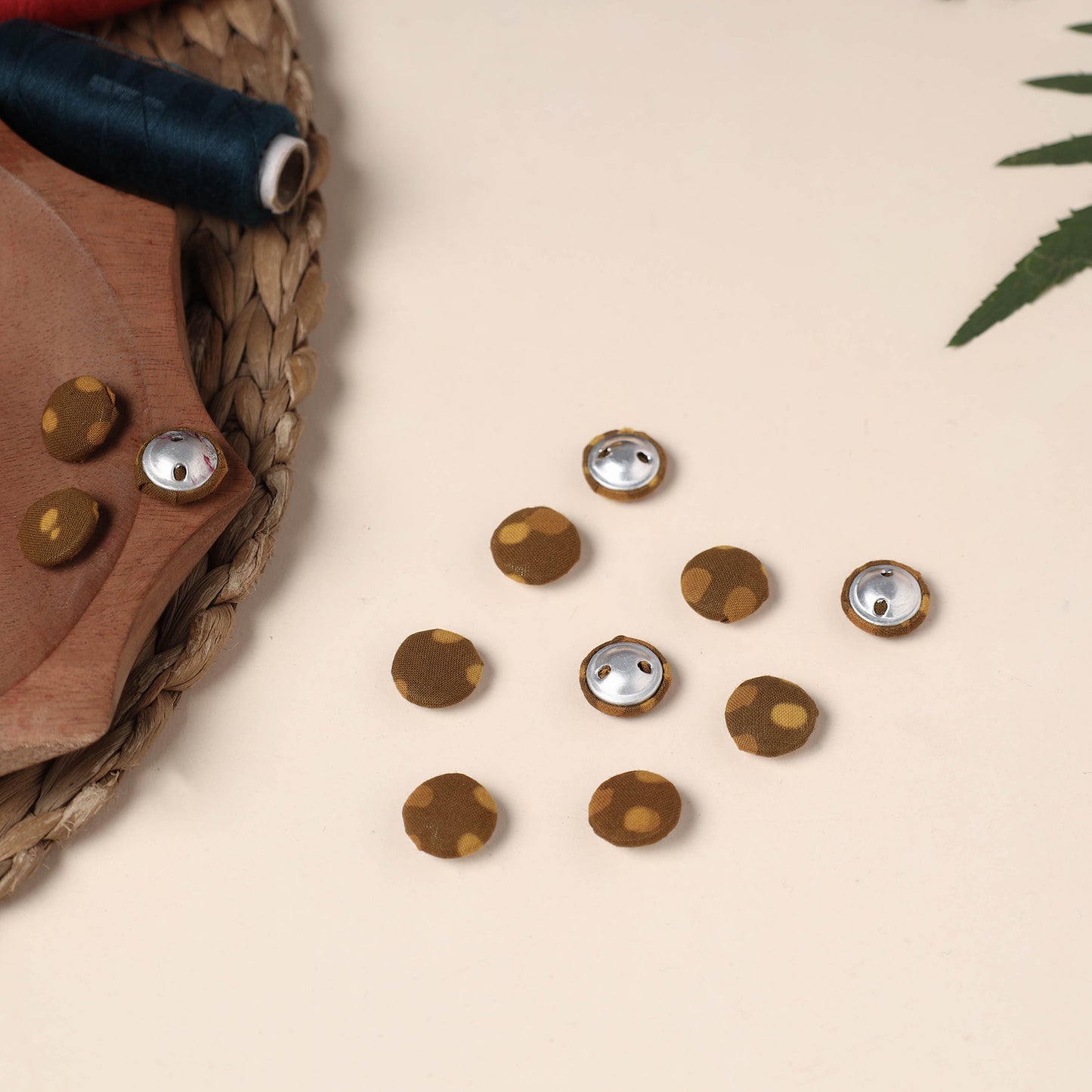  Buttonbaaz Handmade Fabric Button Small 