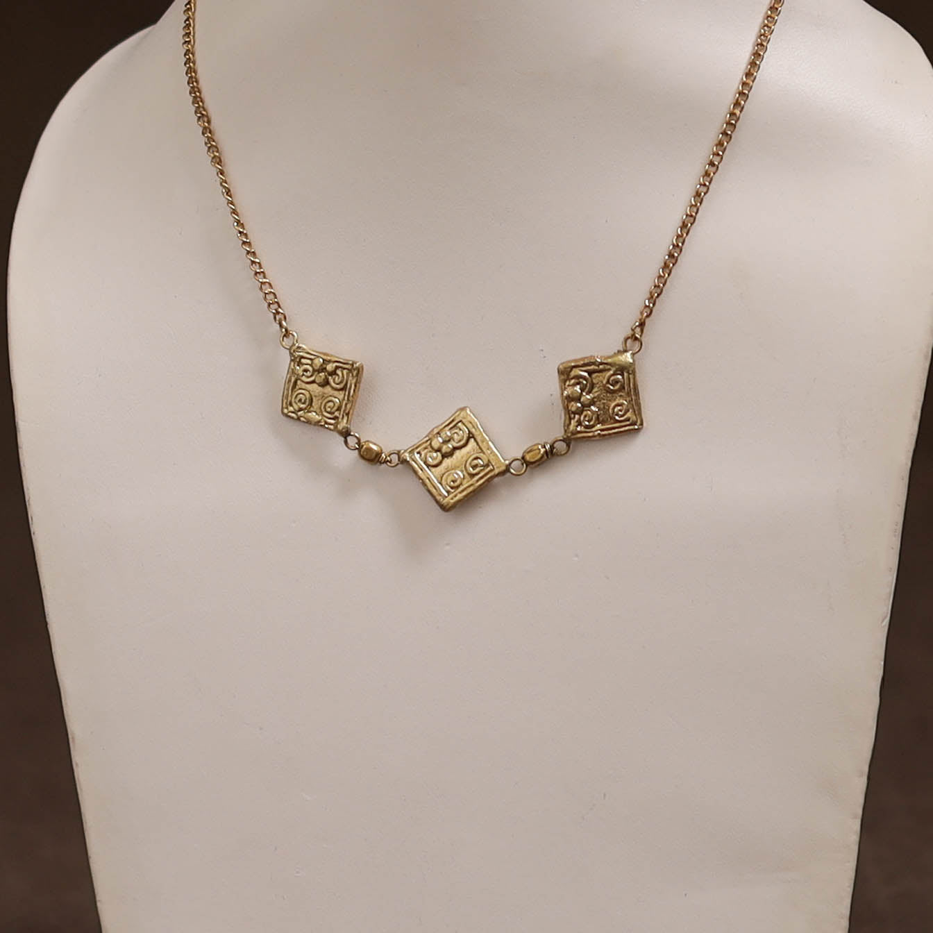 Miharu Tribal Dokra Brass Choker Necklace 03