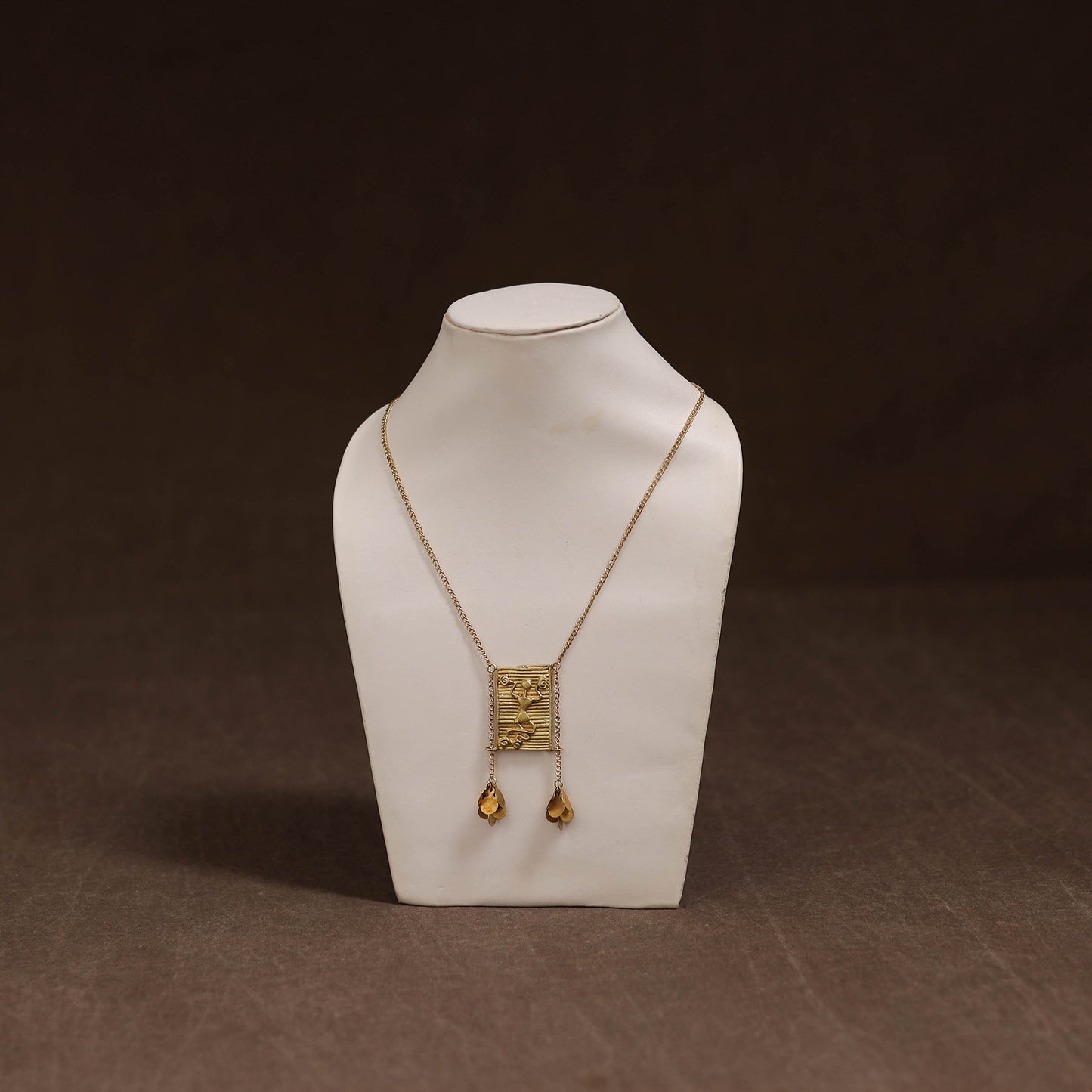 Miharu Tribal Dokra Brass Pendant Necklace 04