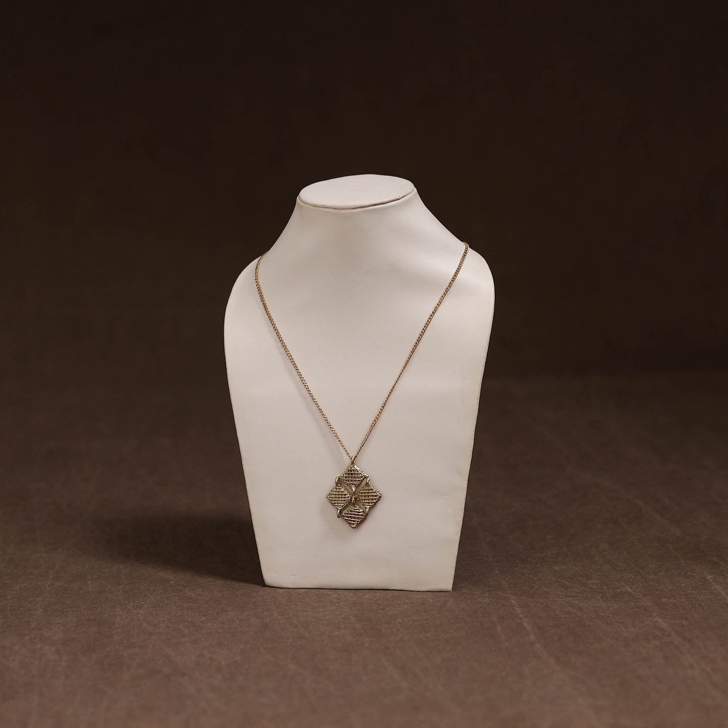 Miharu Tribal Dokra Brass Pendant Necklace 09