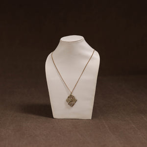 Miharu Tribal Dokra Brass Pendant Necklace 09