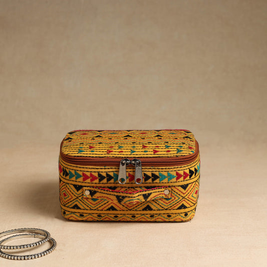 Bengal Kantha Work Handcrafted Jewelry Box with Mirror 09