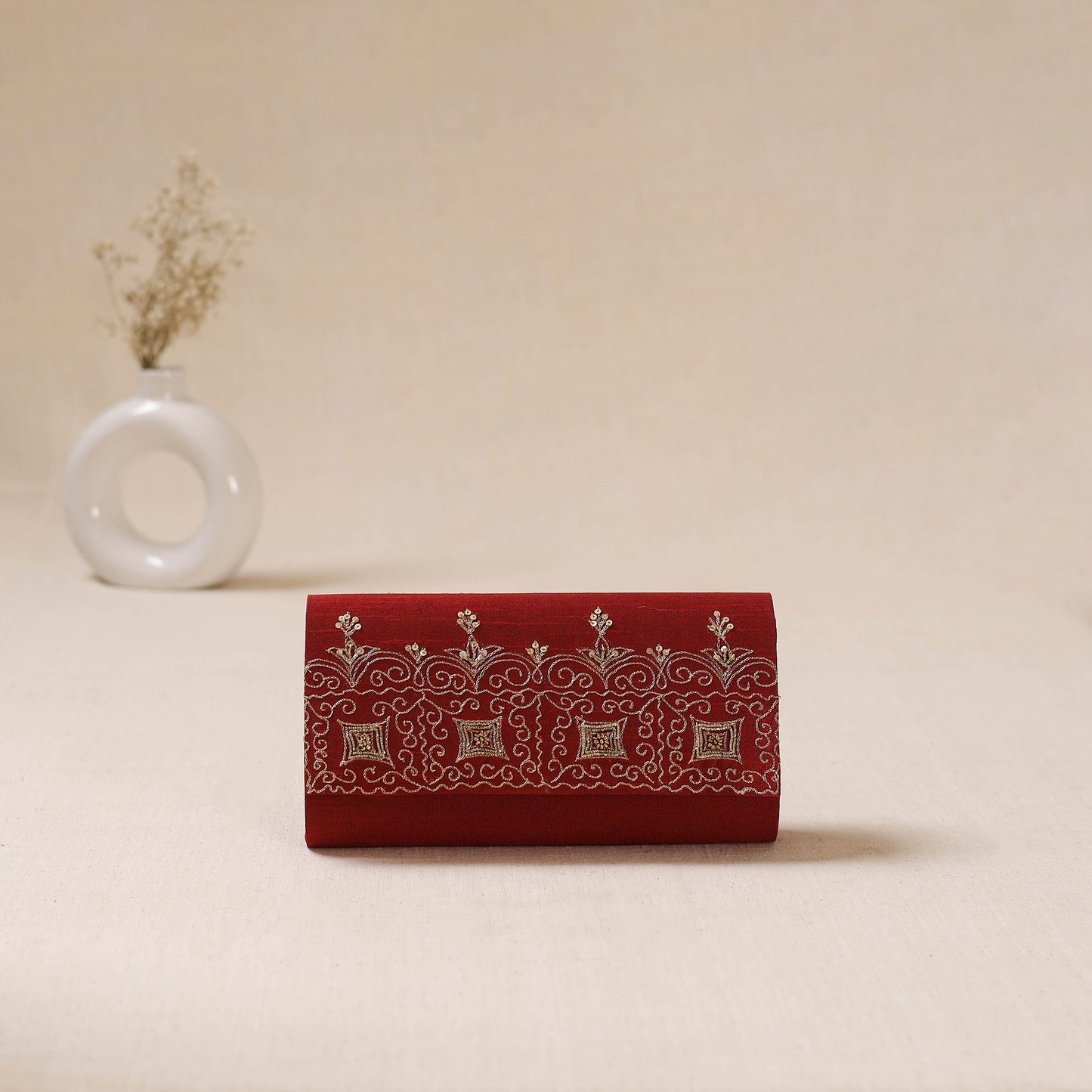 Zardozi Hand Embroidered Clutch 08