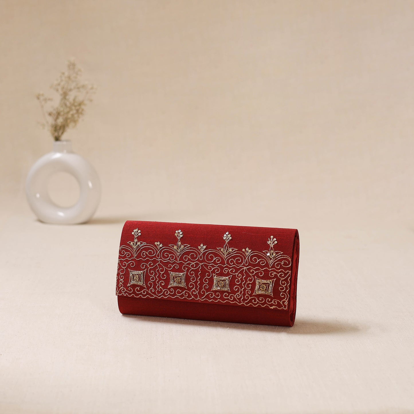 Zardozi Hand Embroidered Clutch 08