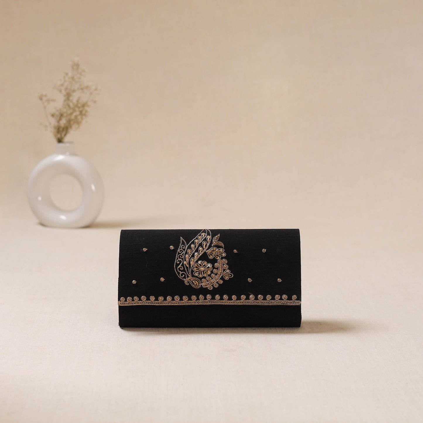 Zardozi Hand Embroidered Clutch 02