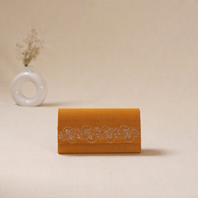 Zardozi Hand Embroidered Clutch 09