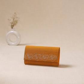Zardozi Hand Embroidered Clutch 09
