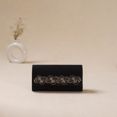 Zardozi Hand Embroidered Clutch 10