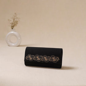 Zardozi Hand Embroidered Clutch 10