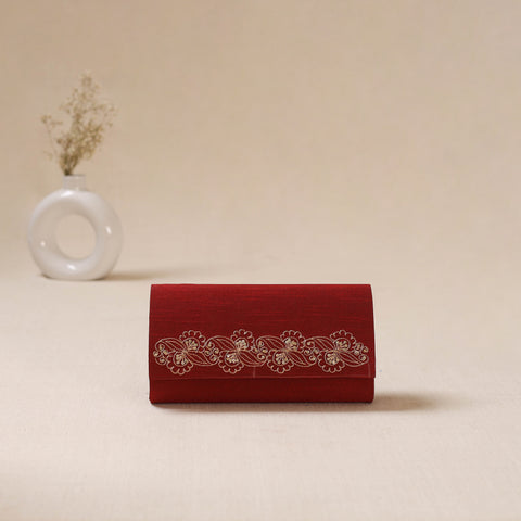 Zardozi Hand Embroidered Clutch 11