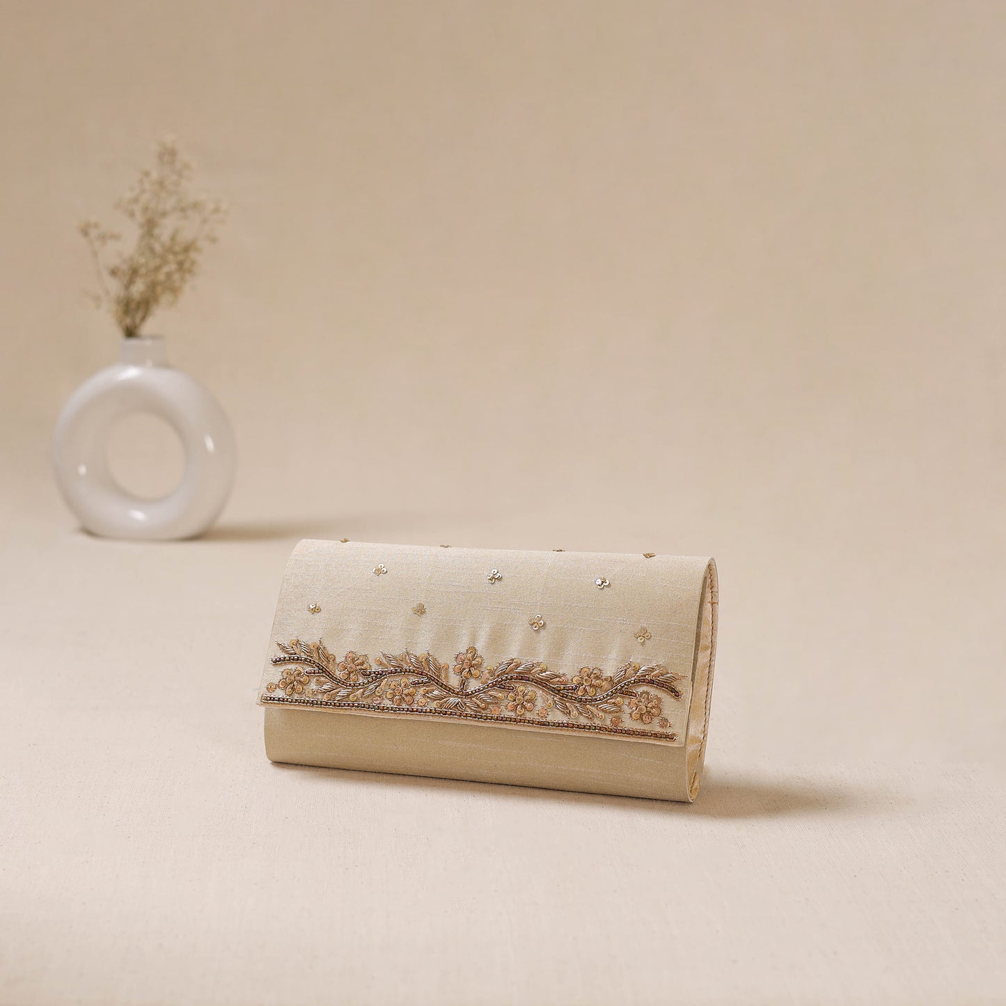 Zardozi Hand Embroidered Clutch 12