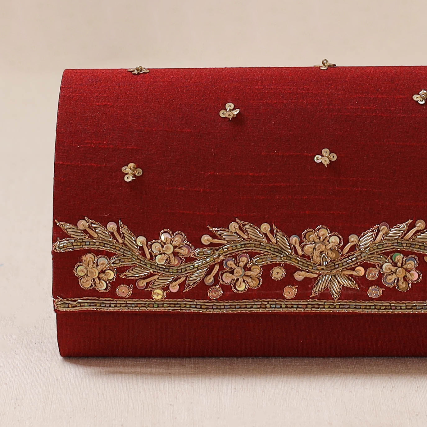 Zardozi Hand Embroidered Clutch 14