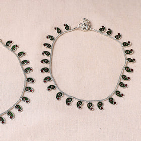 Buy Handcrafted Paka Meenakari Anklets (Pair) Online at iTokri.com