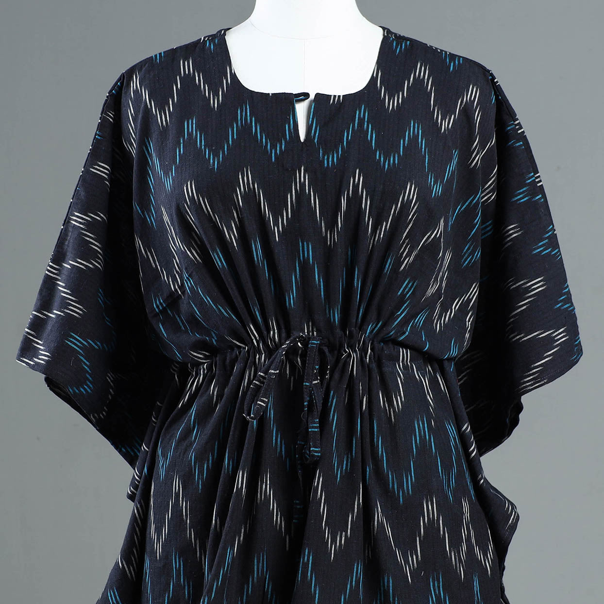 Ikat kaftan