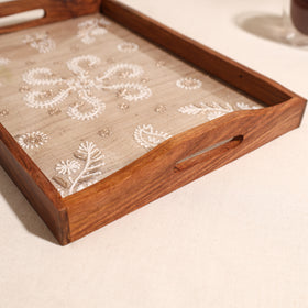 Lucknowi Chikankari Zari Hand Embroidered Sheesham Wood Tray 02