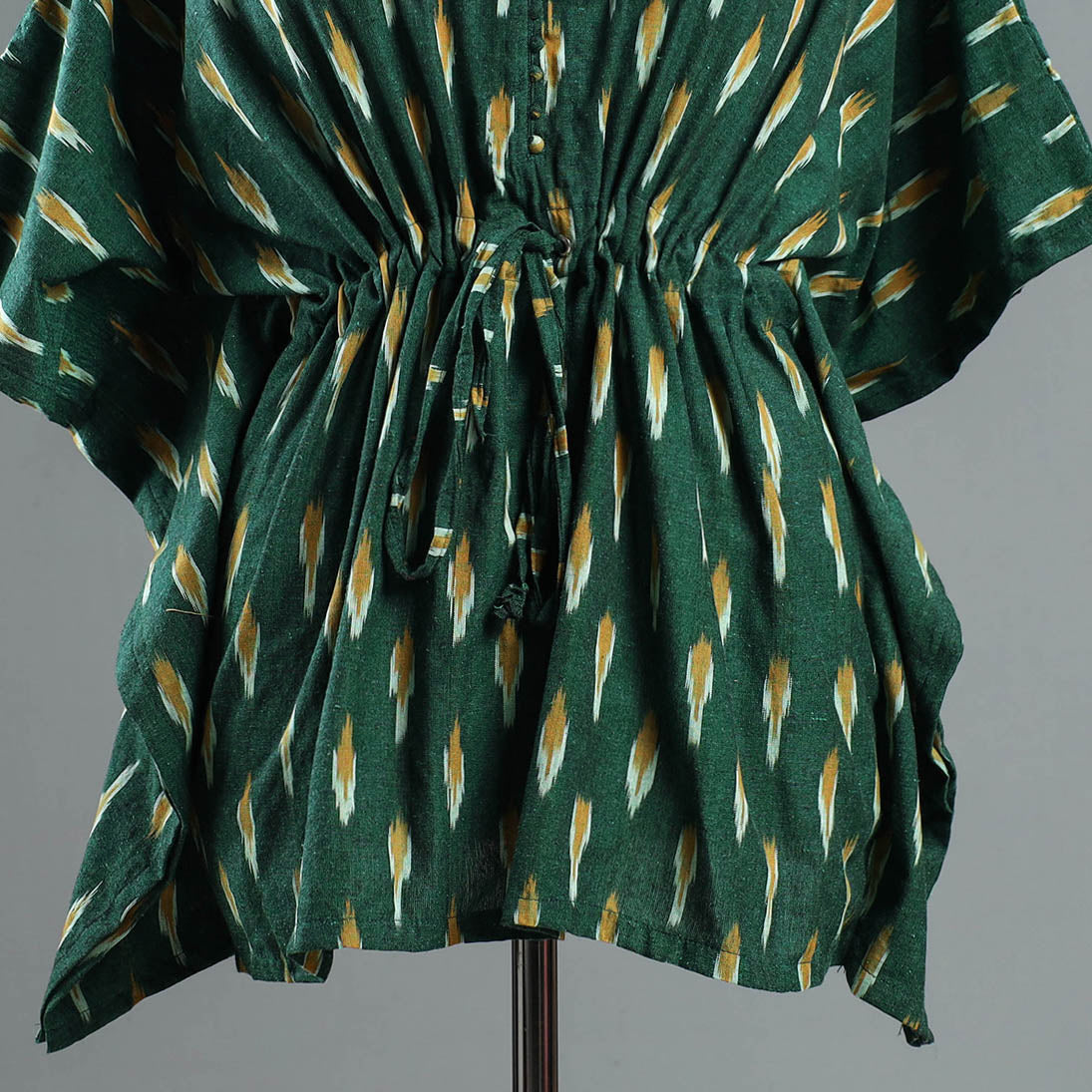 Ikat kaftan