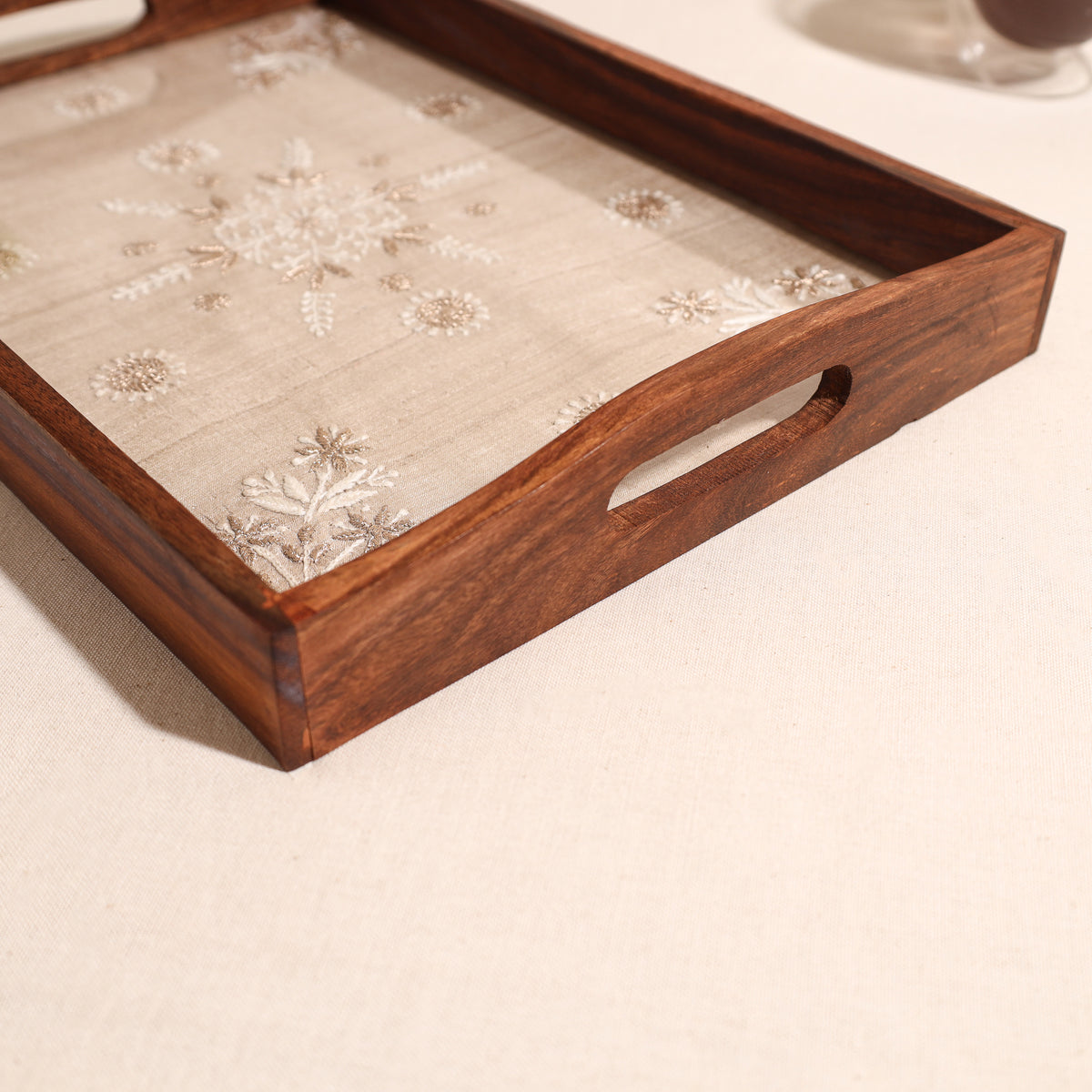 Lucknowi Chikankari Zari Hand Embroidered Sheesham Wood Tray 06