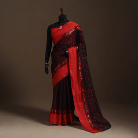 Black Bengali Tant Saree with Matching Jewellery & Blouse