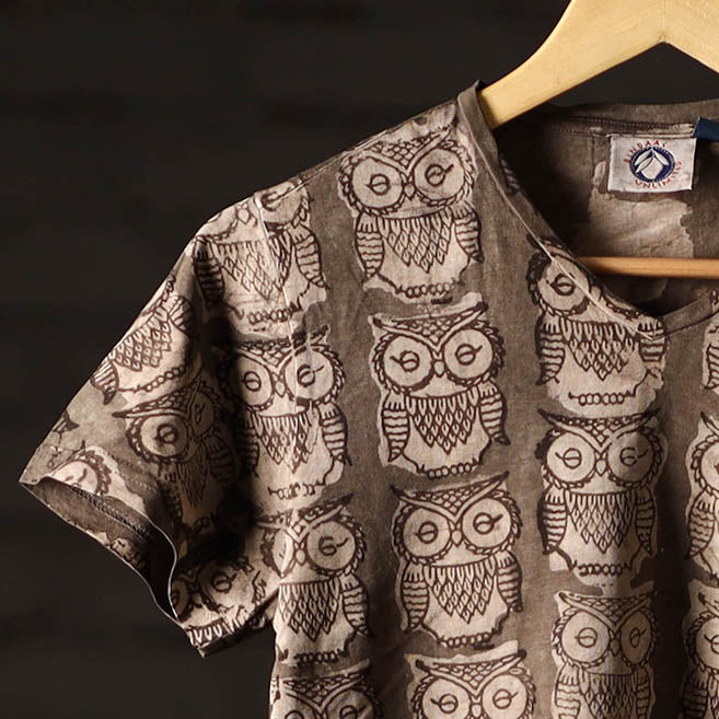 Bindaas art printed cotton women v neck t-shirt 03