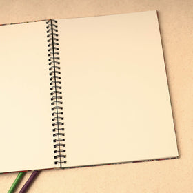 Buy Floral Printed Handcrafted Magnetic Closure Notebook (8 x 6 in) 11 Online at iTokri.com 