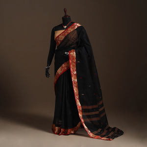 Black Bengali Tant Saree with Matching Jewellery & Blouse