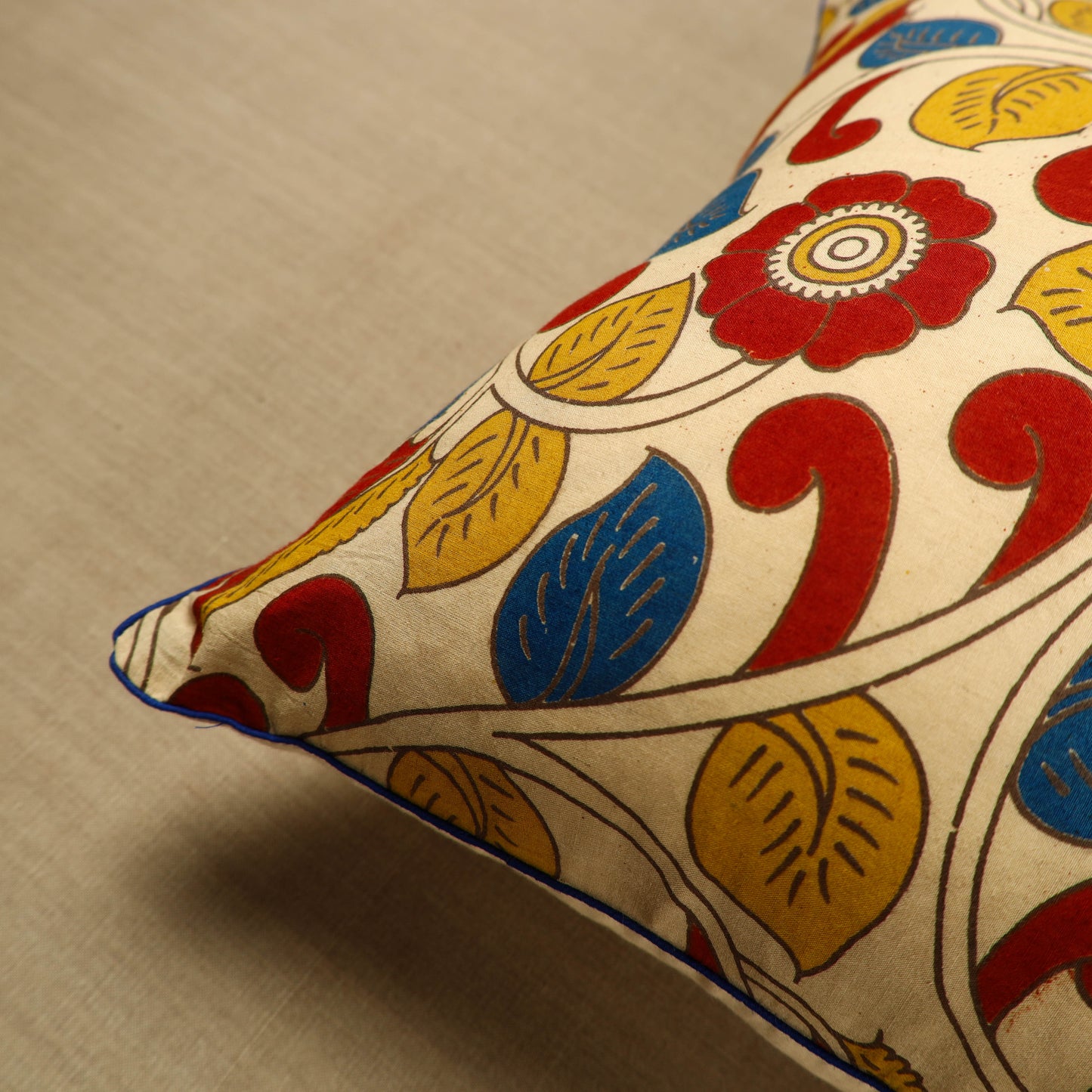 Off White - Kalamkari Printed Cushion Cover 04