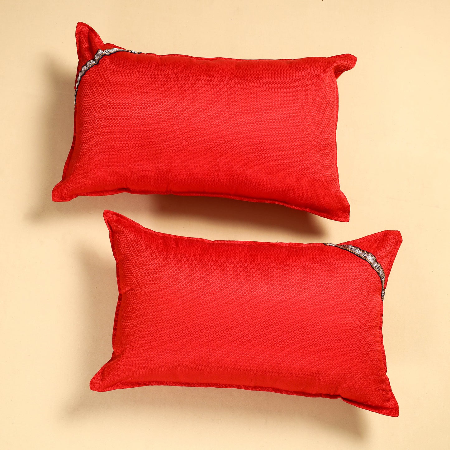 khun pillow cover set