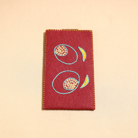Maroon Handcrafted Embroidered Felt Mobile Pouch 
