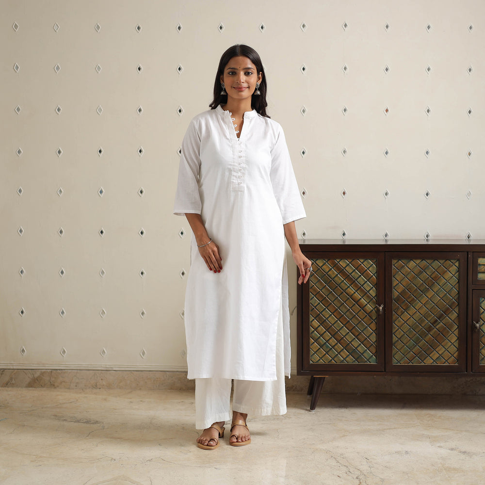 Zeenat White Flex Cotton Straight Plain Kurta