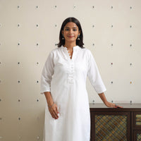 Zeenat White Flex Cotton Straight Plain Kurta