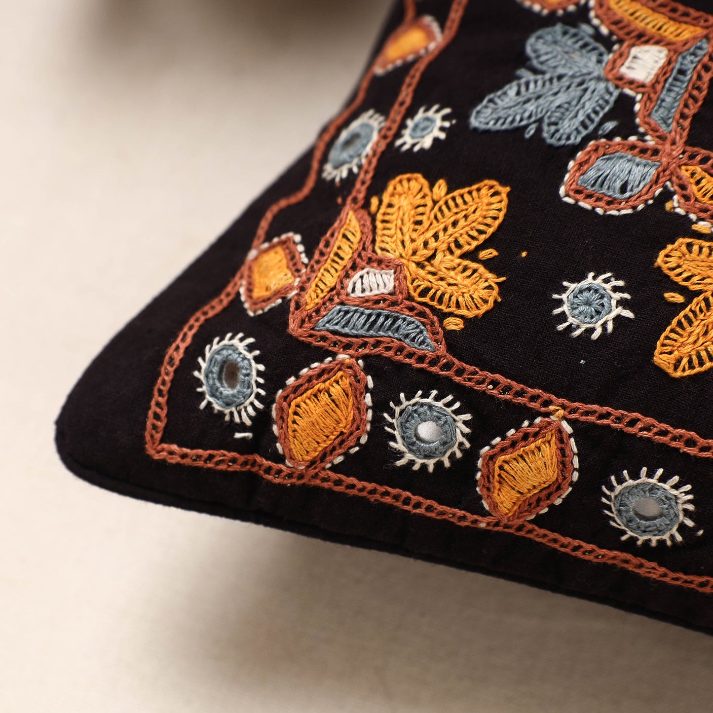 Kala Raksha Pakko Hand Embroidery Cotton Cushion Cover (12 x 12 in)