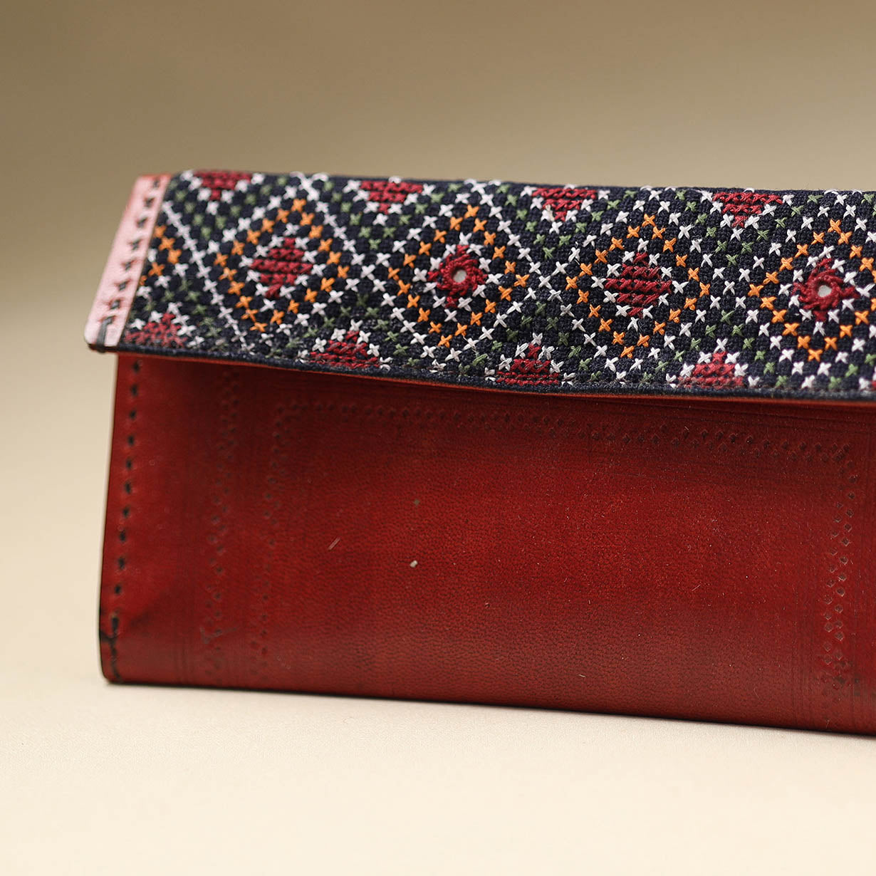 Handcrafted Kutchi Jat Embroidery Leather Wallet